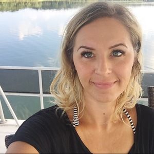 Meet your Posher, Christina